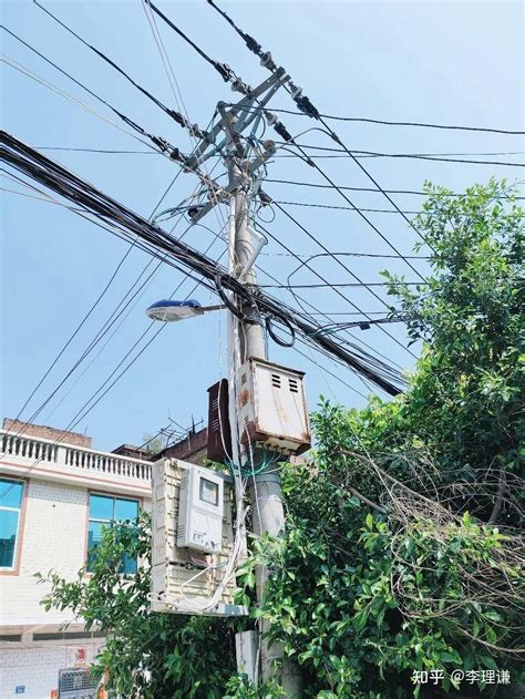 屋前有电灯柱|【风水特辑】住宅外有电线杆、宫庙、高架桥都不好！9个常见煞。